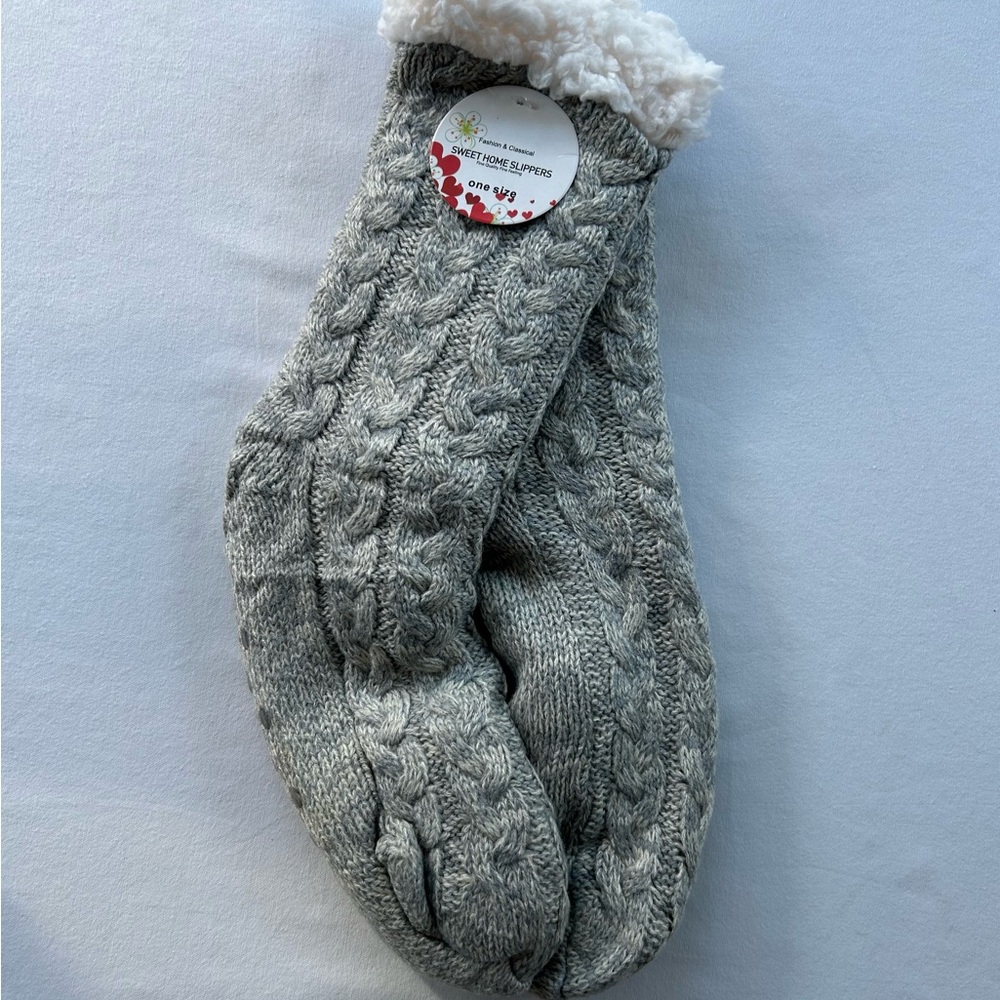 Cozy Gray Cable Knit sock